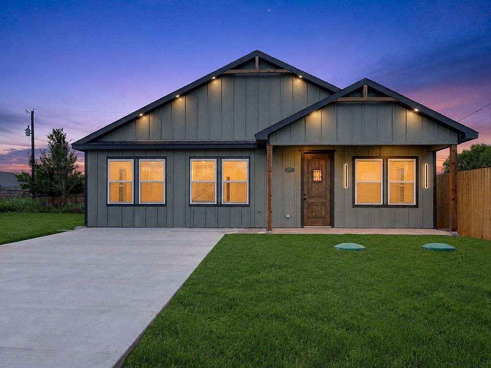 1st image of 2921 Blackjack Ln