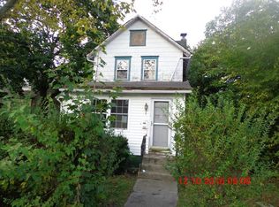 222 Thomas Ave N, Lawnside, NJ 08045