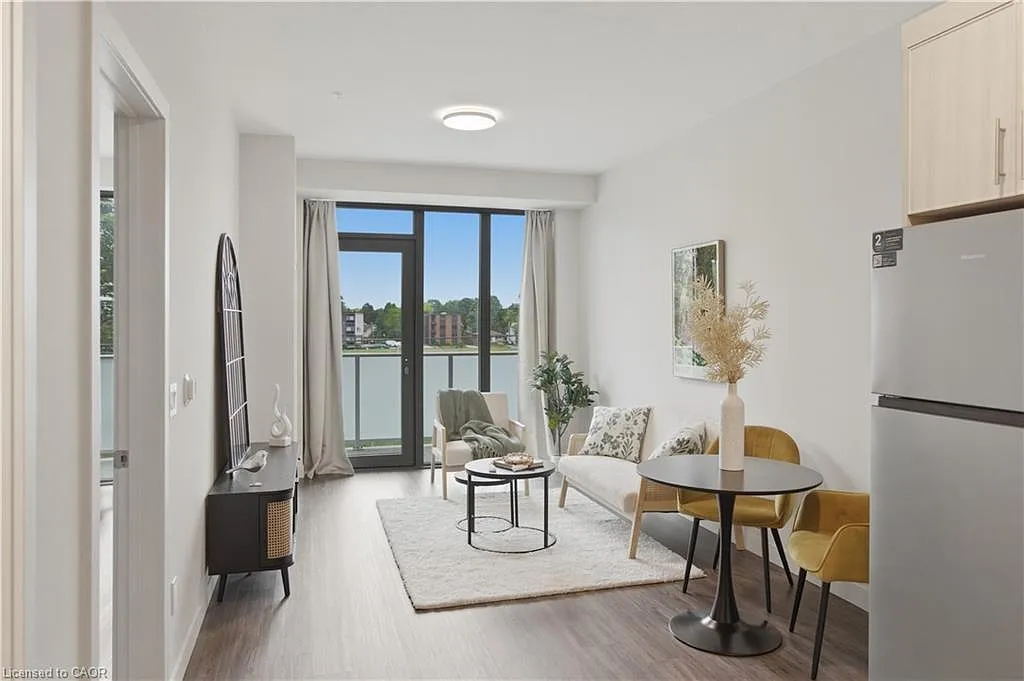 1 bed, 1.0 bath, 712 sqft, $1,896 — Photo 3