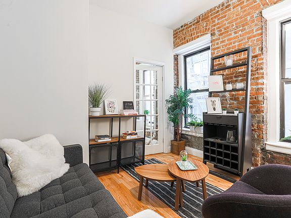 5th image of 127 E 102nd St #1
