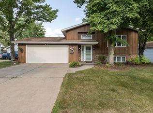 1233 N 4th Ave, Wausau, WI 54401