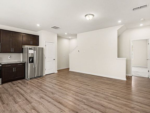 5th image of 3053 Talisman Way