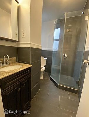 4th image of 89 E 116th St APT 13