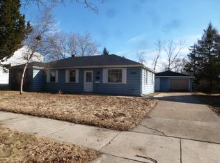 5322 N 73rd St, Milwaukee, WI 53218