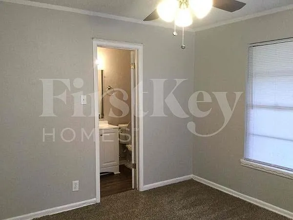 7000 Meadowbrook Dr — Photo 14