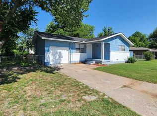 1202 SW 26th Pl, Lawton, OK 73505