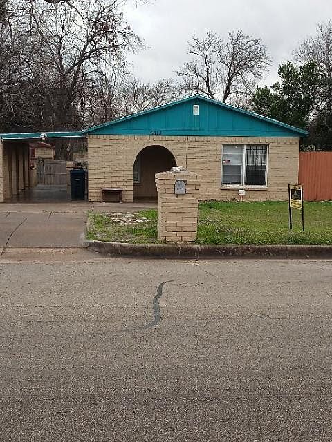 1st image of 5613 Lovell Ave