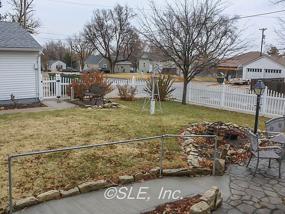 Large corner lot