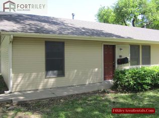 305 W 1st St, Junction City, AR 71749