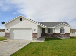 5470 S Thunder Dr, Ammon, ID 83406