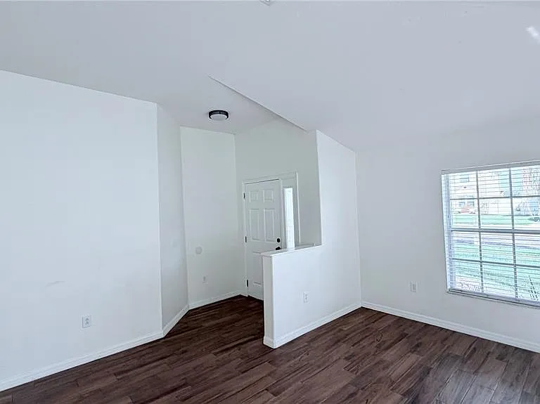 31205 Bridgegate Dr — Photo 18