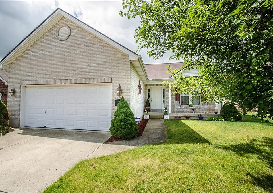 1st image of 13 Berry Ct