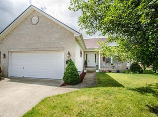 13 Berry Ct, Germantown, OH 45327