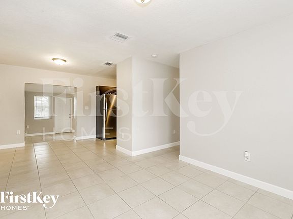 2nd image of 19241 NW 6th Ave