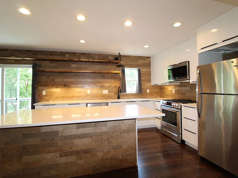 5739 Beverly Ln — Photo 7