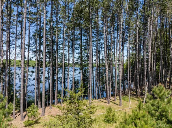 Tbd Eagles Nest Ln, Iron River, MI 49935