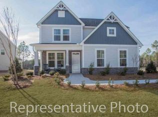 527 Late Leaf Dr, Moncks Corner, SC 29461