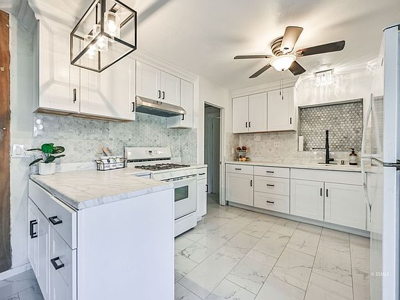 2nd image of 600 S Allen St