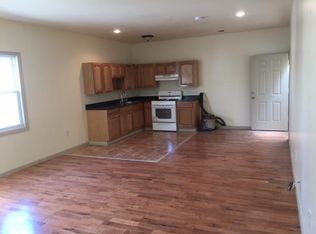 192 Jefferson St, Paterson, NJ 07522