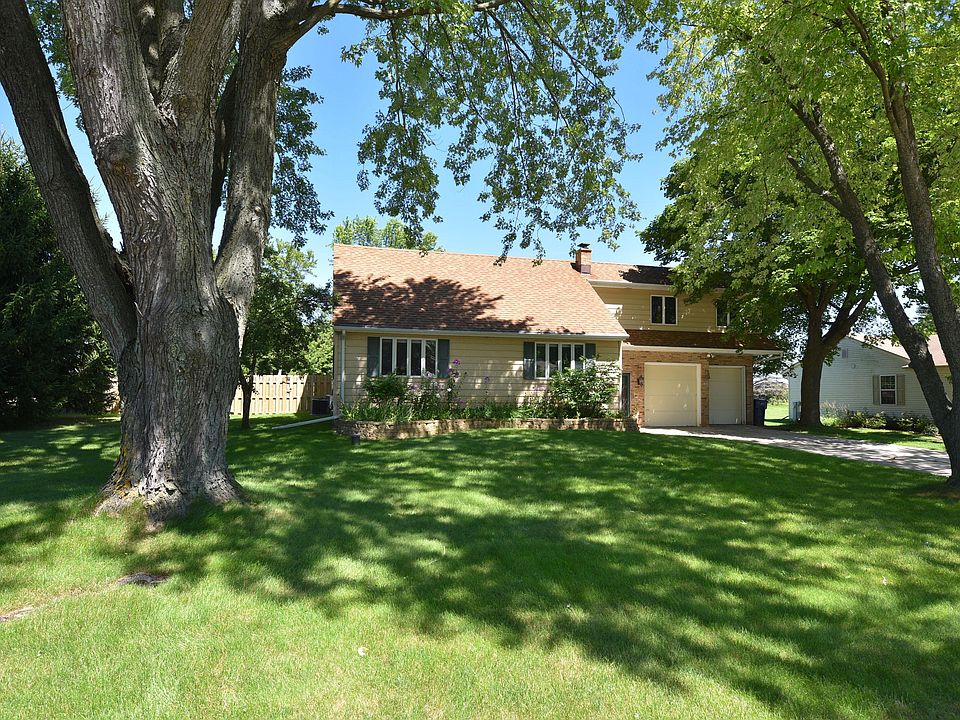 1st image of 2364 Creek Dr