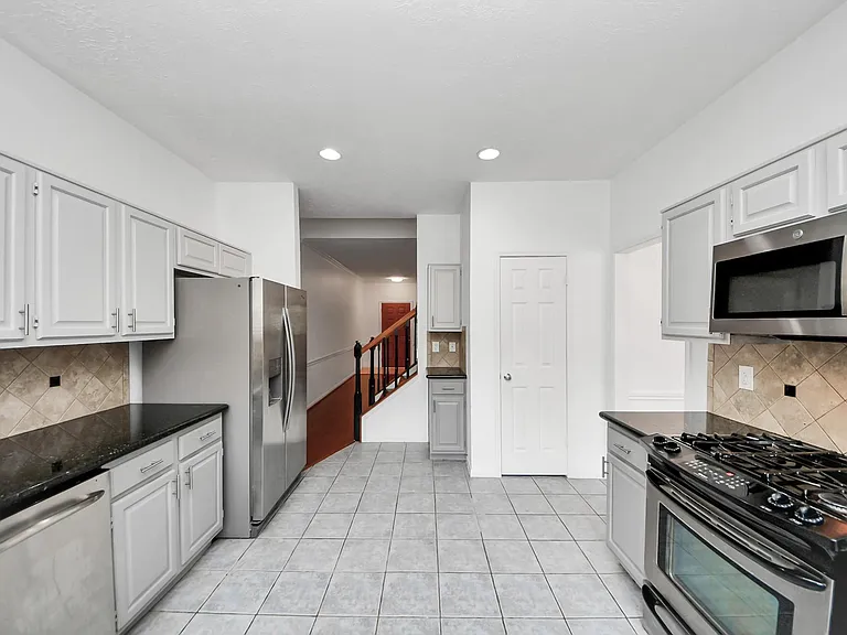 2204 Gemini St — Photo 17