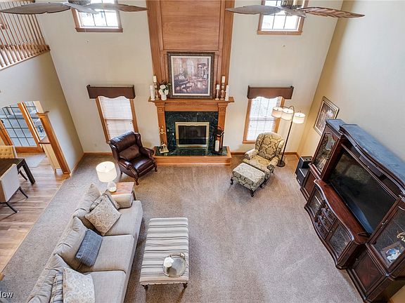 4th image of 3925 Montereale Dr