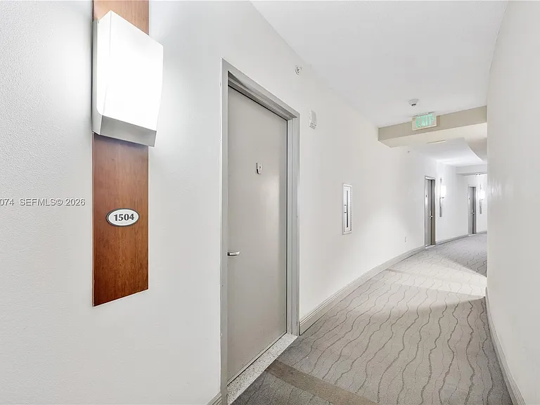 1750 N Bayshore Dr #1504 — Photo 15