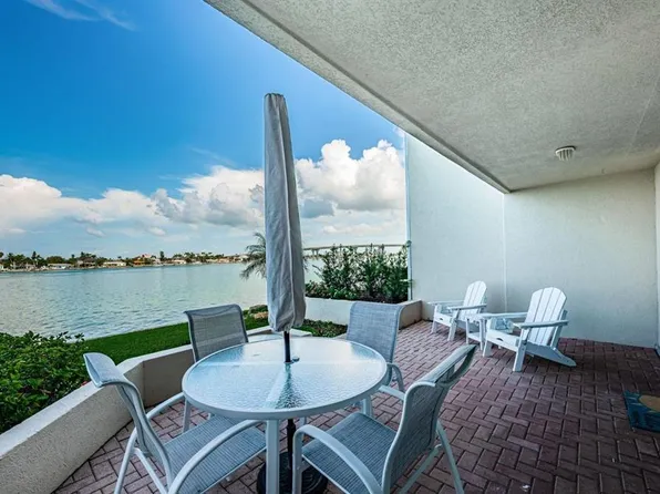 6083 Bahia Del Mar Cir, Saint Petersburg, FL