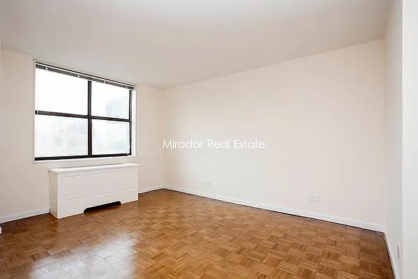 Rented by Mirador Real Estate | media 3