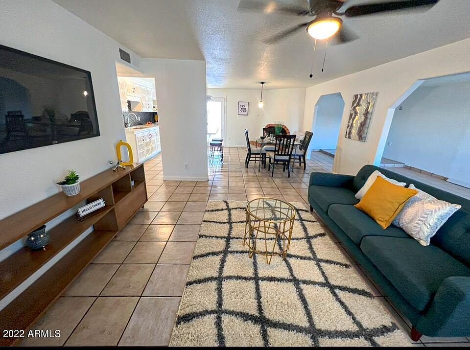2nd image of 7419 W Palm Ln