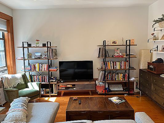 4th image of 205 W 103rd St APT 5D