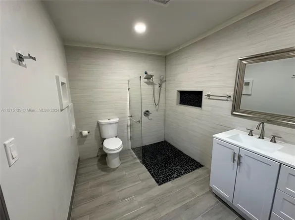 2415 NW 52nd St, Miami, FL 33142