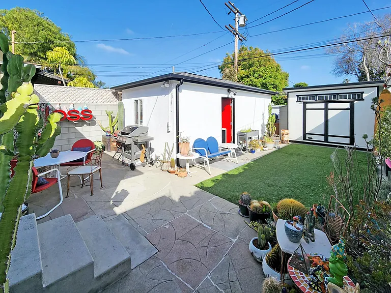 12714 Short Ave — Photo 23