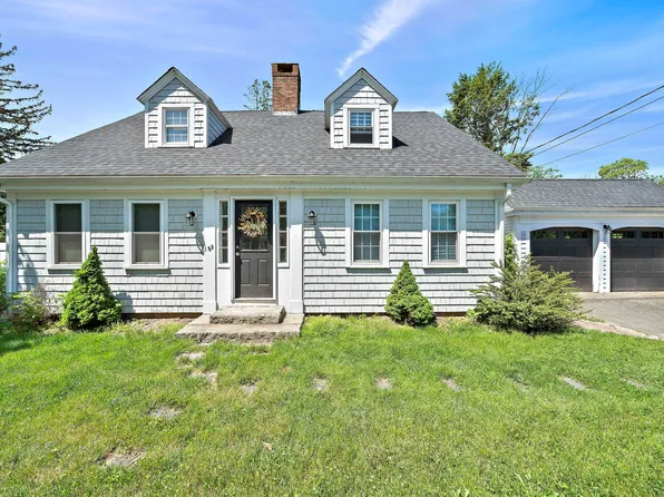 139 Washington St, East Bridgewater, MA 02333