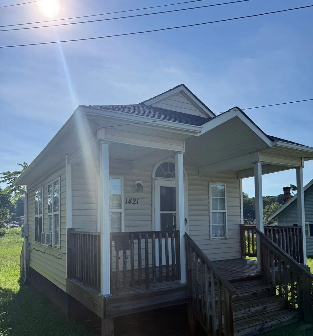 Tiny Home For Rent Near Downtown — Photo 1
