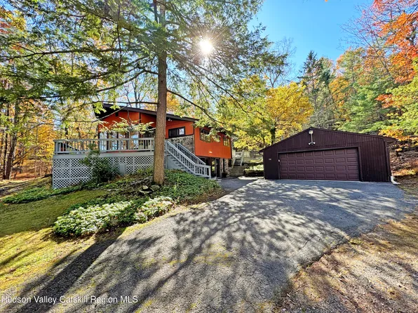 64 Country Club Lane, Woodstock, NY 12498