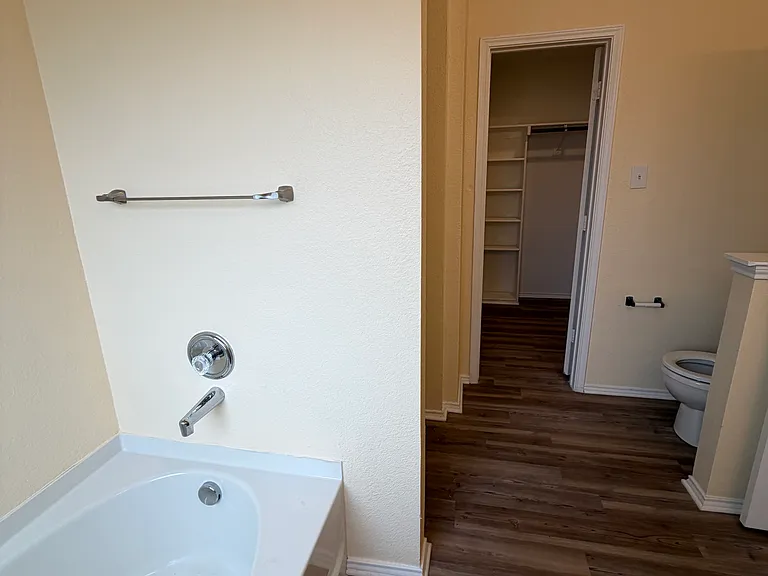 2108 Northridge Dr — Photo 7