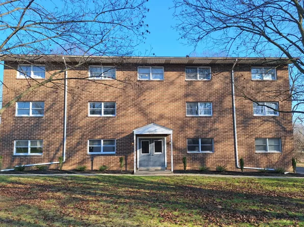 120, 120 Linden Dr APT 2B, Camp Hill, PA 17011