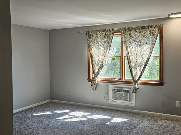 365 2nd St APT 4