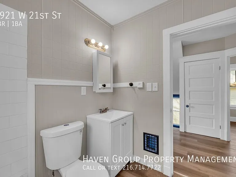 3921 W 21st St — Photo 19