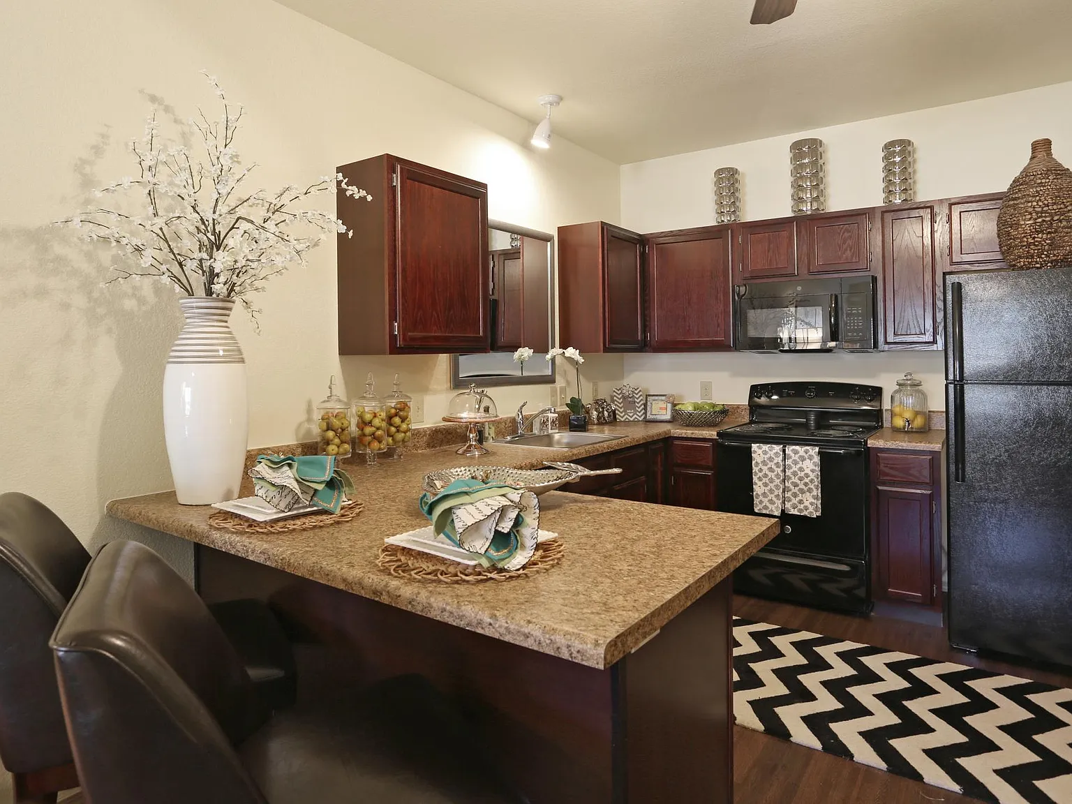 The Greens at Longhills Apartments — Photo 3