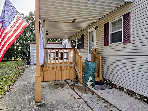 4th image of 601 Lindenwood Dr