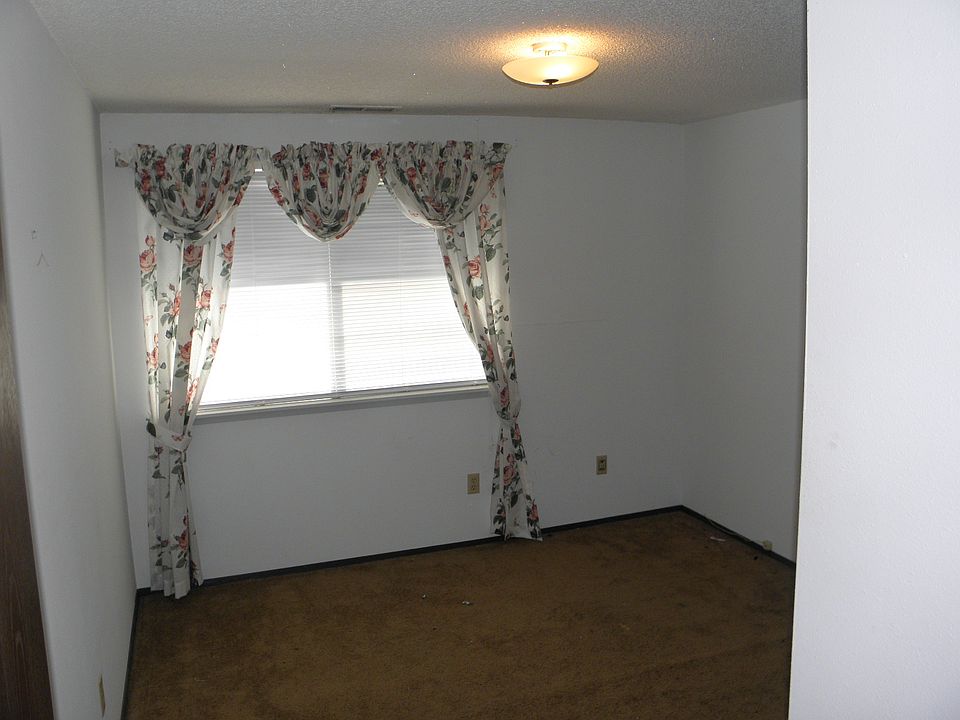 Bdrm 2