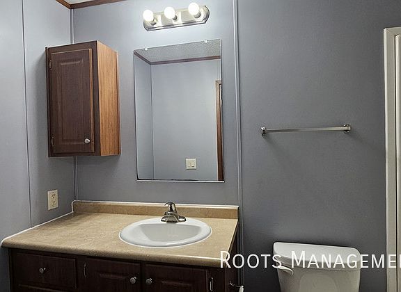 5th image of 204 Ashford Dr #204