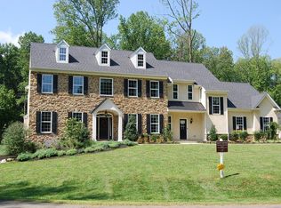 12 Waterview Dr, Glenmoore, PA 19343