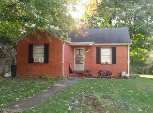 811 Highland Rdg, Martinsville, VA 24112