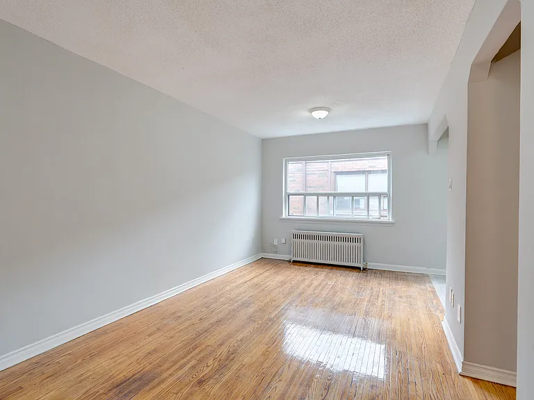 5 Greentree Ct — Photo 8