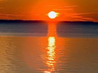 2136 Bay Grove Rd, Freeport, FL 32439