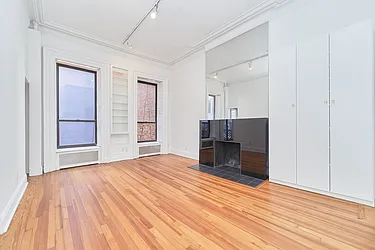 Rented by Living New York