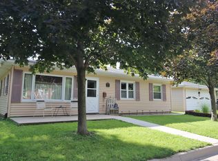 122 Freedom Ln, Waterloo, IA 50701